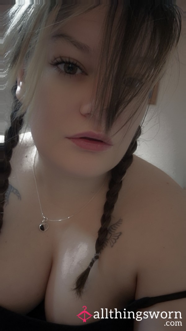 ○ Riding A Monster Di**o ○ Loud Moans ○ C*mming Hard ○ 1.12m