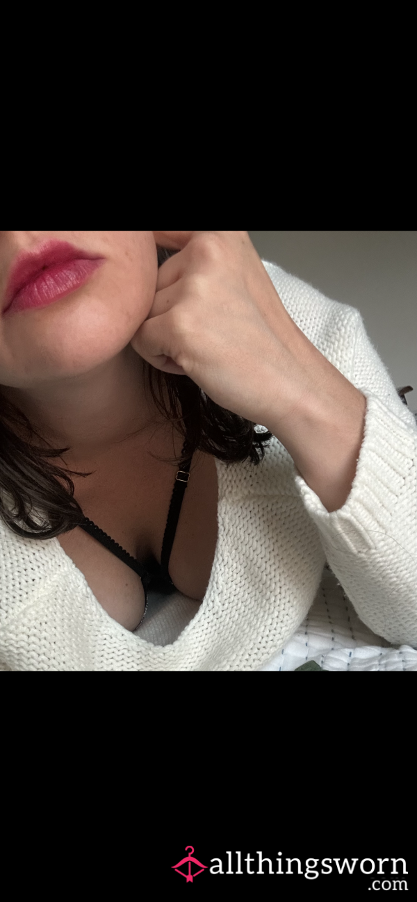 Rip Off: Hot Brunette Screams Taking Meat To The Face