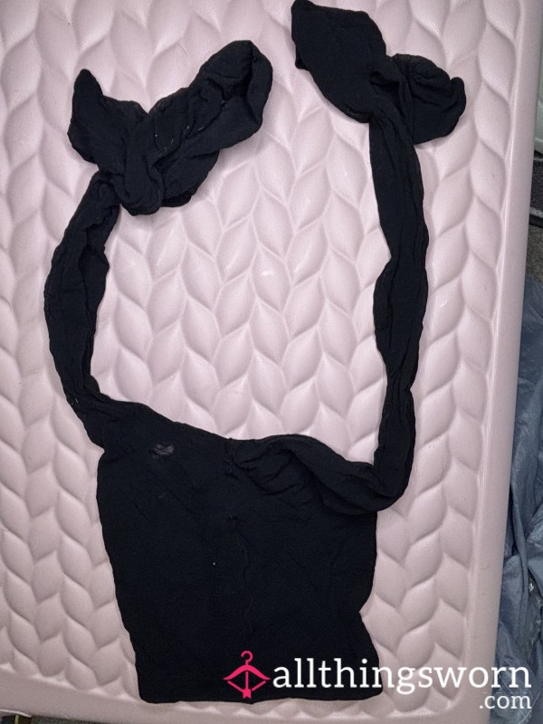 Ripped And Laddered 10/15 Den Black Pantyhose (postage Included)