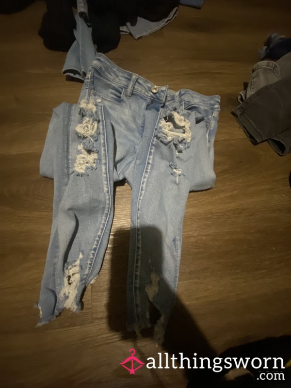 Ripped Skinny Jeans