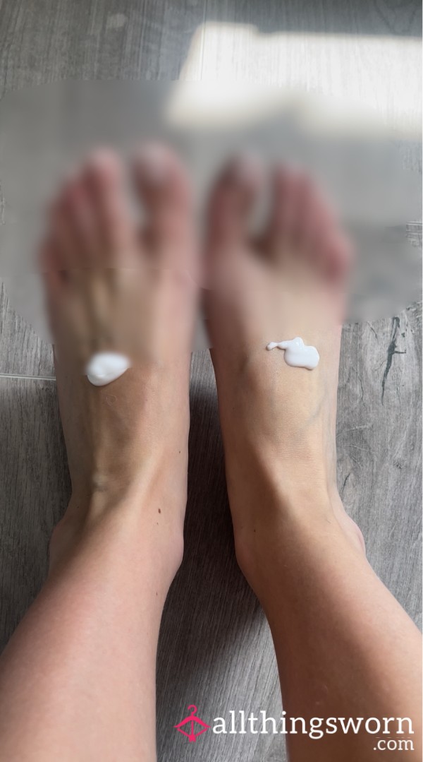 Rubbing Lotion Into My Pretty Feet 😏