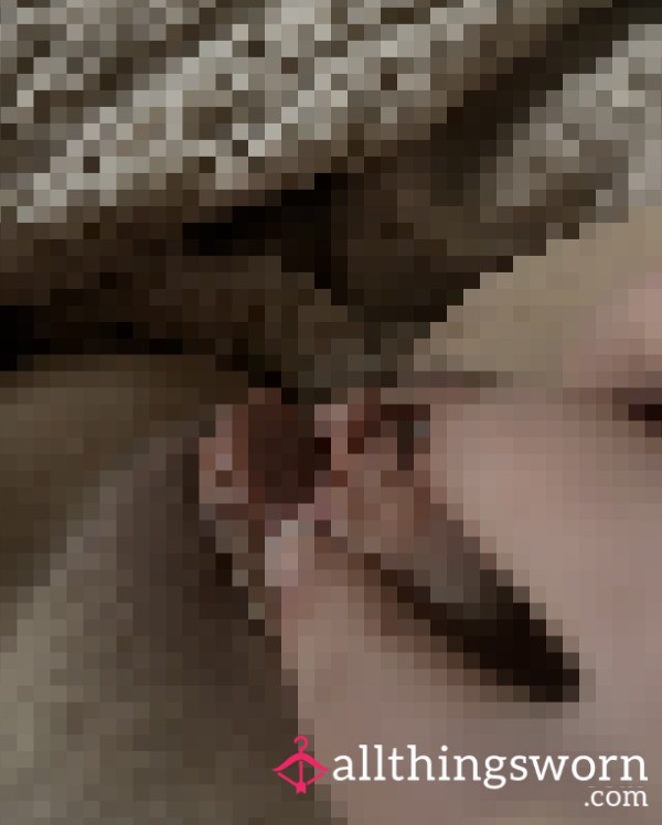 Rubbing My Wet Clit💦😈