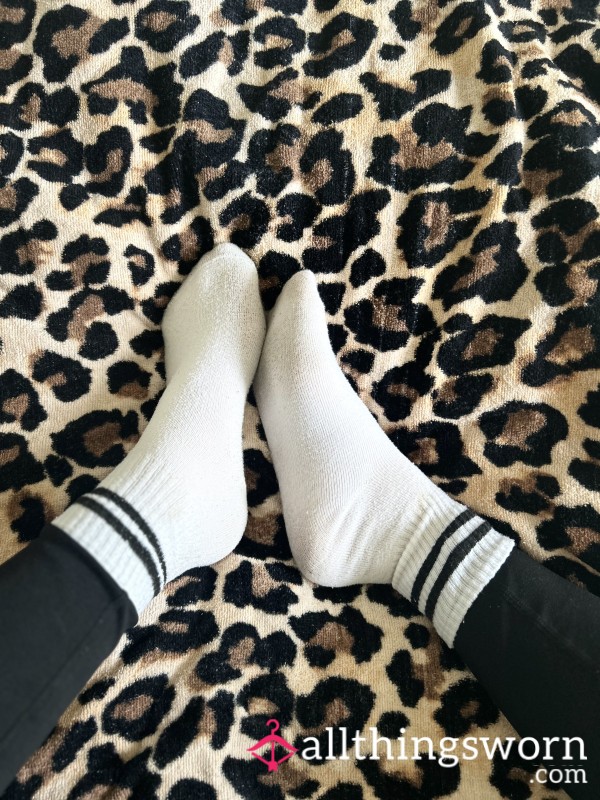 Running Errands 1 Day Wear