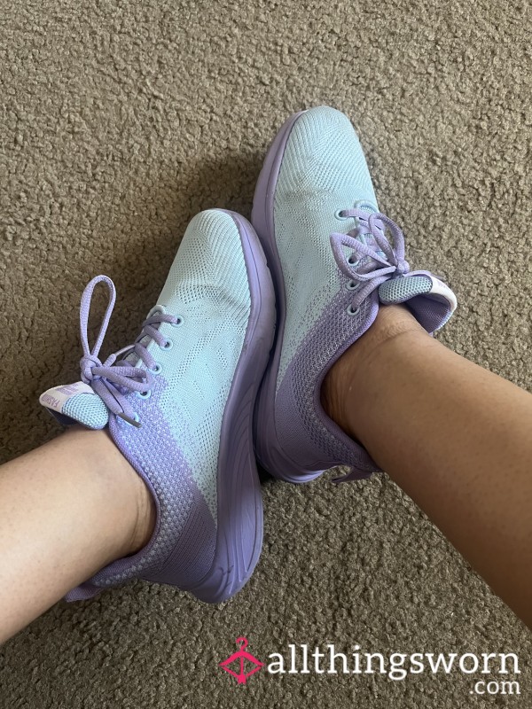 Running Shoes