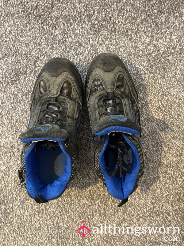 Safety Shoes Old And Worn