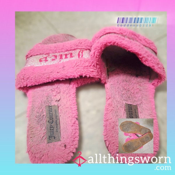 💖✨ SALE ✨💖Juicy Coulture Plush Slippers 👑💎
