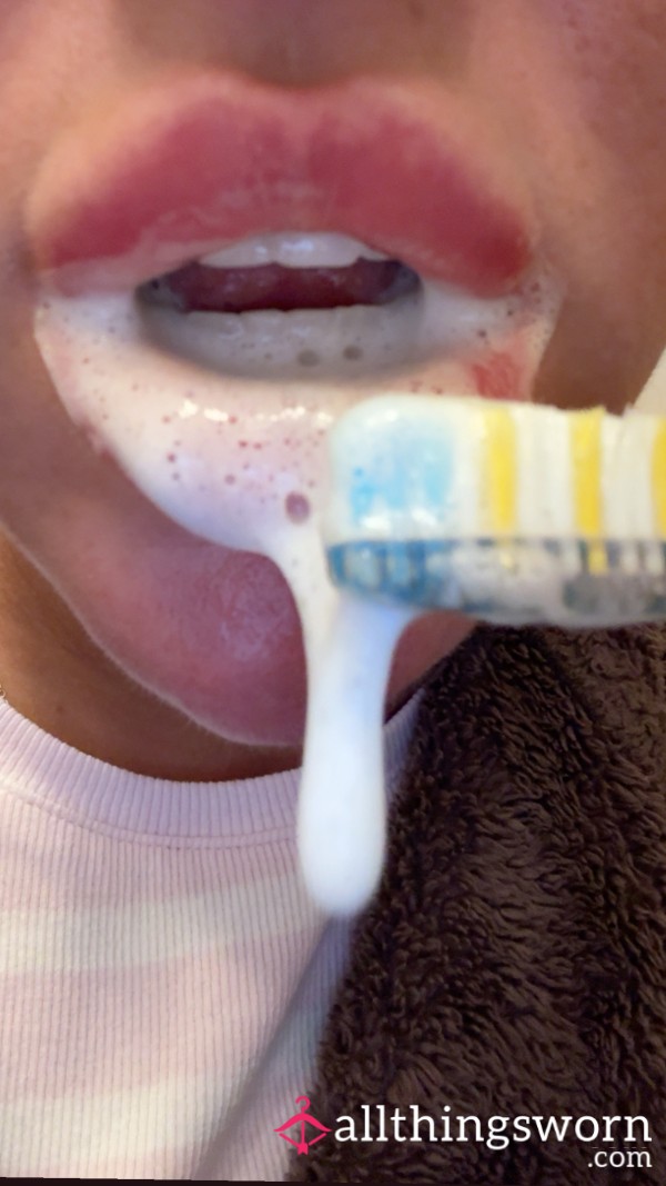 Saliva Filled Vial & Toothbrush 🪥🫧