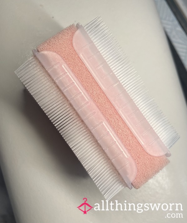 Salon Nail Brush