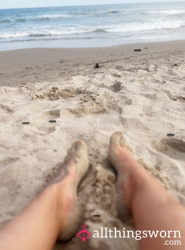 Sand, Sea And Toes 💦