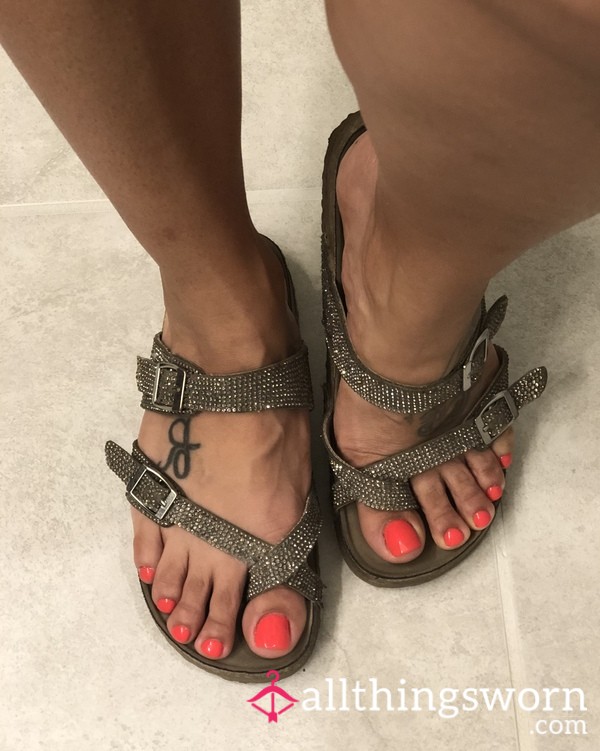 Sandals😈