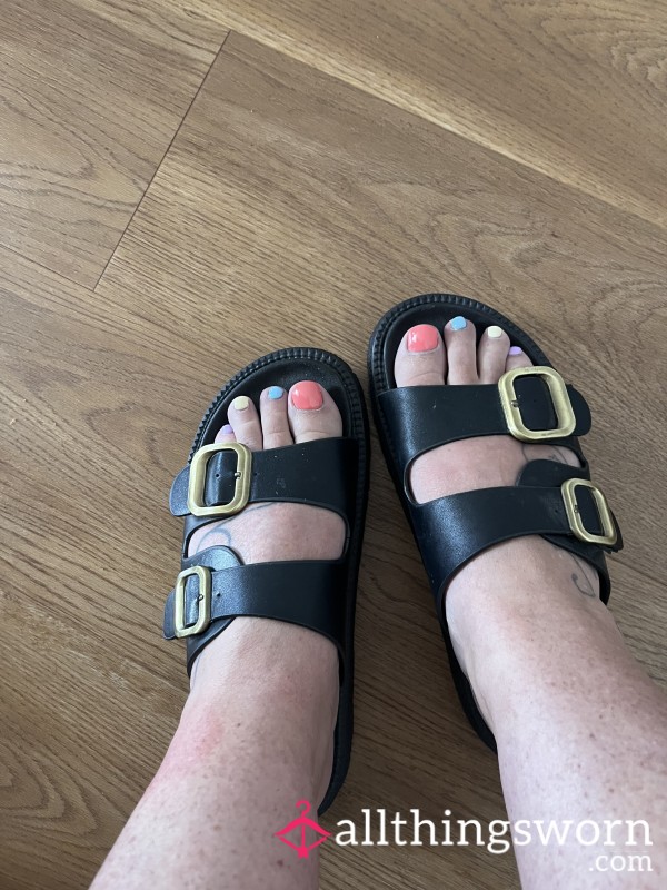 Sandals Well Worn