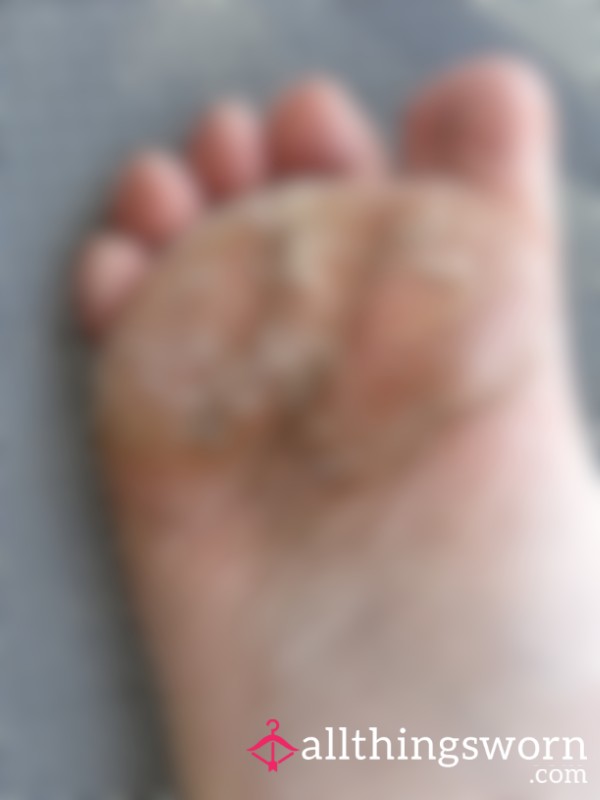 Sandy Feet