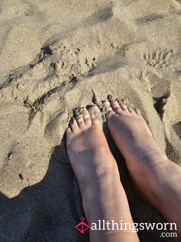 Sandy Feet