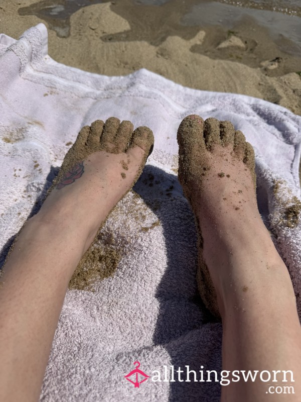 Sandy Toes☀️