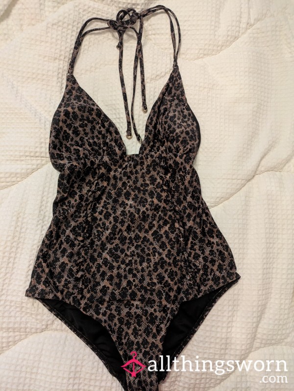 Sa**y Nurse - Worn Leopard Print Swim Suit