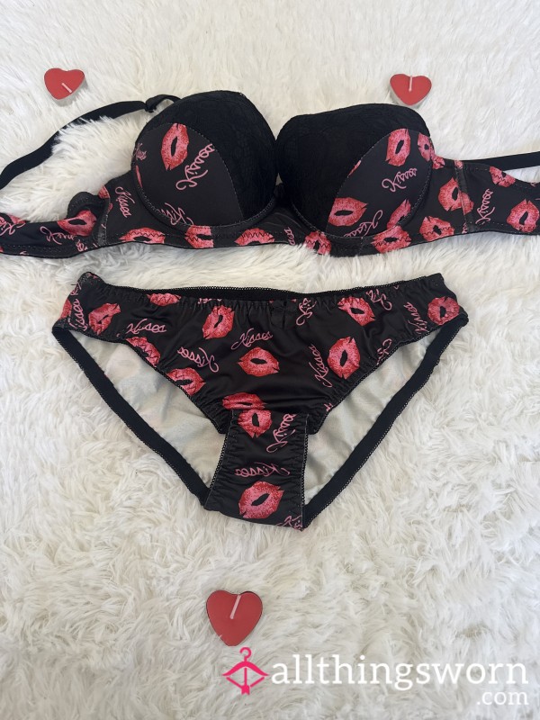 Satin Kisses Set