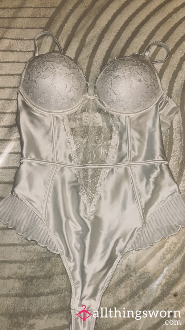 Satin Lingerie Worn For Your Desires🤤