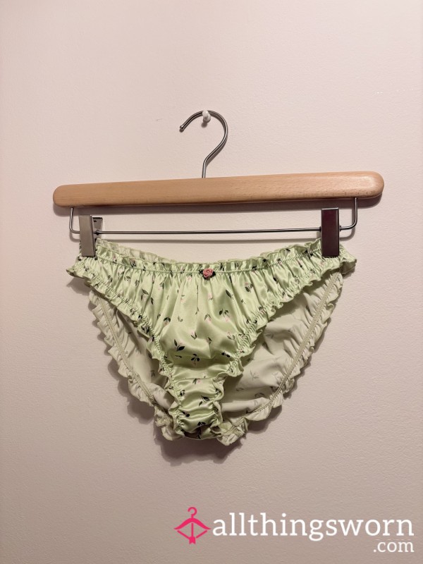 🌸 Satin Soft Green Flor*l Panties Worn Overnight & All Day At Work 💚