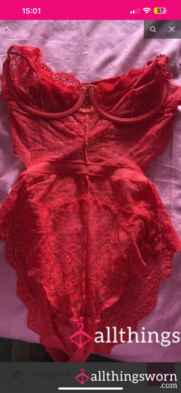 Saucy Red 😍