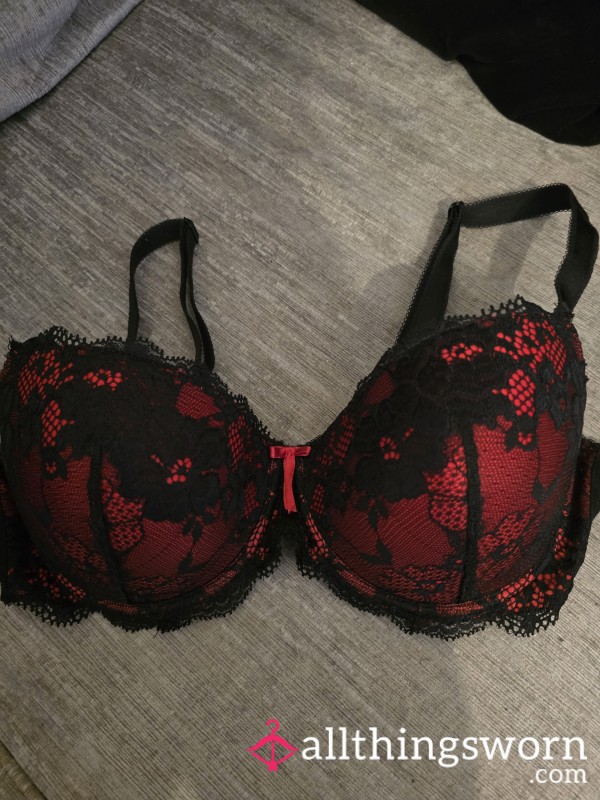 Saucy S**y Black And Red Bra
