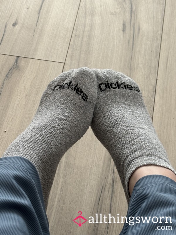 Scarlett’s 3-day Worn D*ckies Socks 😈♡ | 72hr Auction