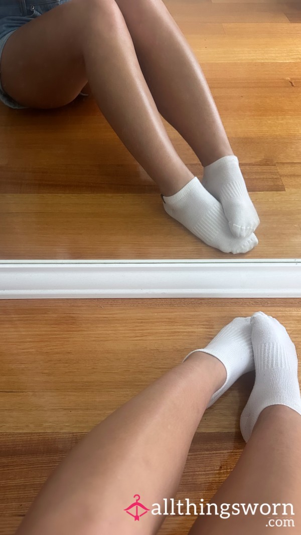 Scented Steps: 6 Clean Foot Pics + Handwritten Sock Keepsake
