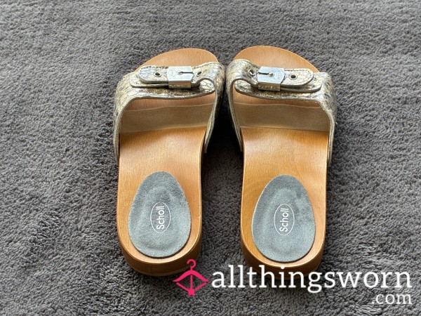 *SOLD* Scholls