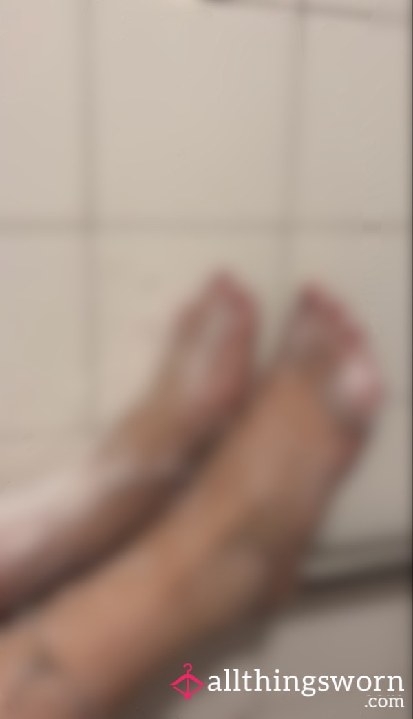 Scrubbing My Little Toes 🫧🧼