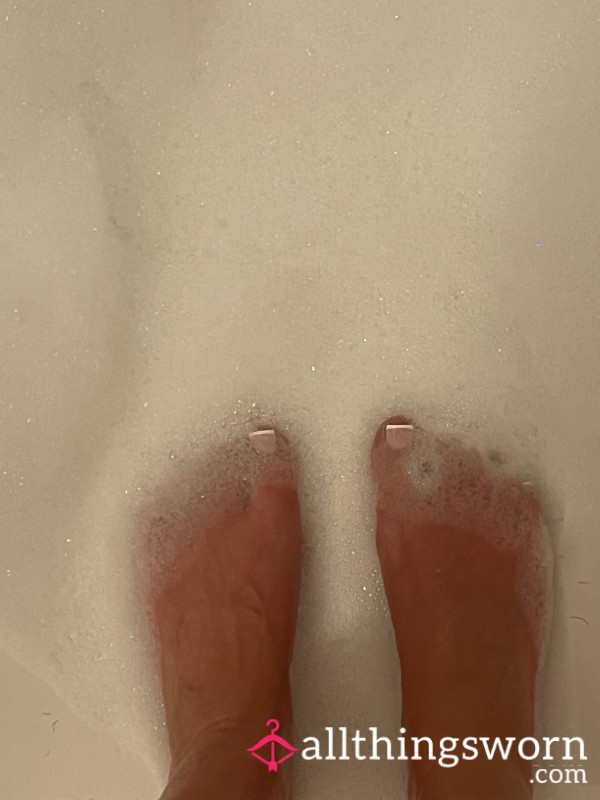 Scrubbing My Soles In The Bath