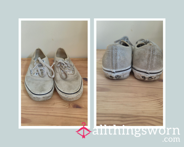 Scruffy Well-worn Vans Uk Size 4