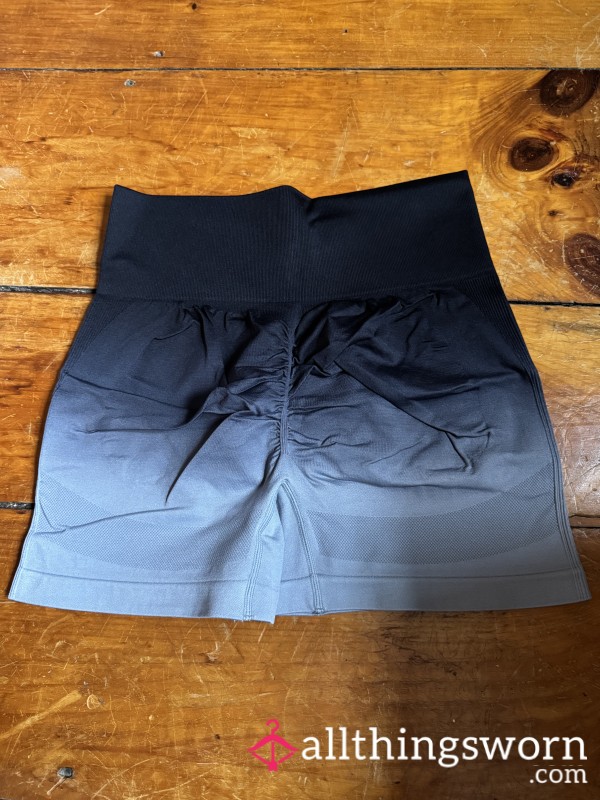 Scrunch Booty Gym Shorts - XXL Gray Ombre