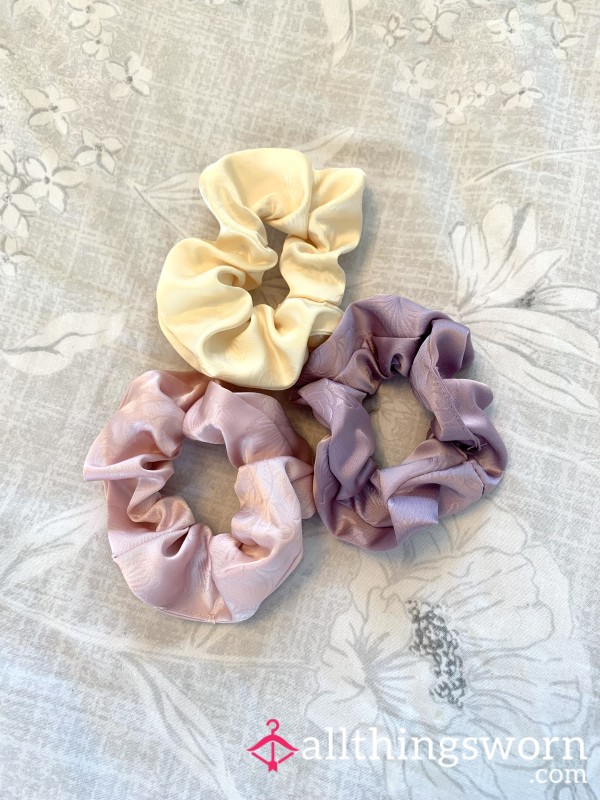 Scrunchie/ Bobbles Scented