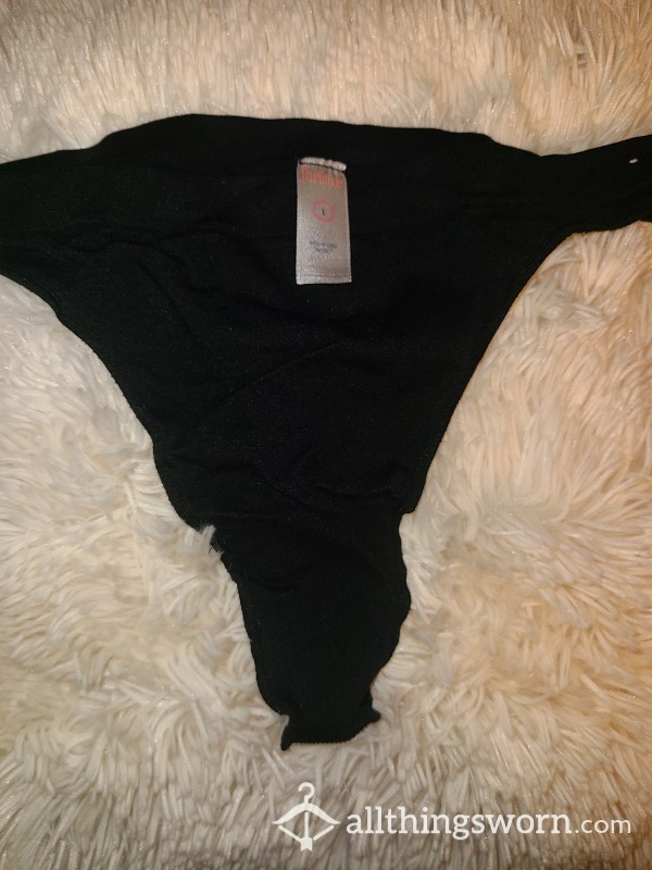 Seamless Black Thong