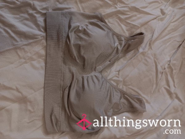 Seamless Nude Sports Bra – Worn Close, Stretched To Fit