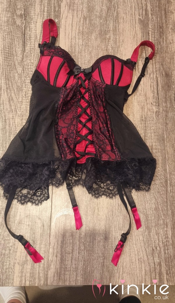Seductive Mistress Corset.. Very Well Worn🤤