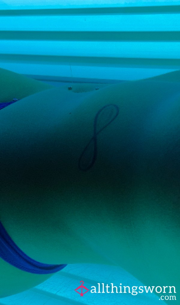 See Me Topless During My Hot, Hot, Hot, Sunbed Session 🥵🔥