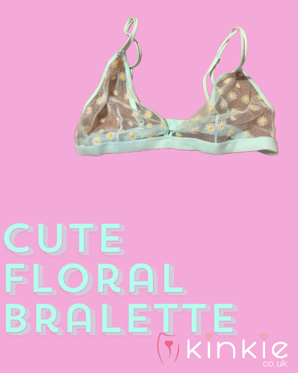 🍒👅Pretty Bralette… My Scent, Yours 💕