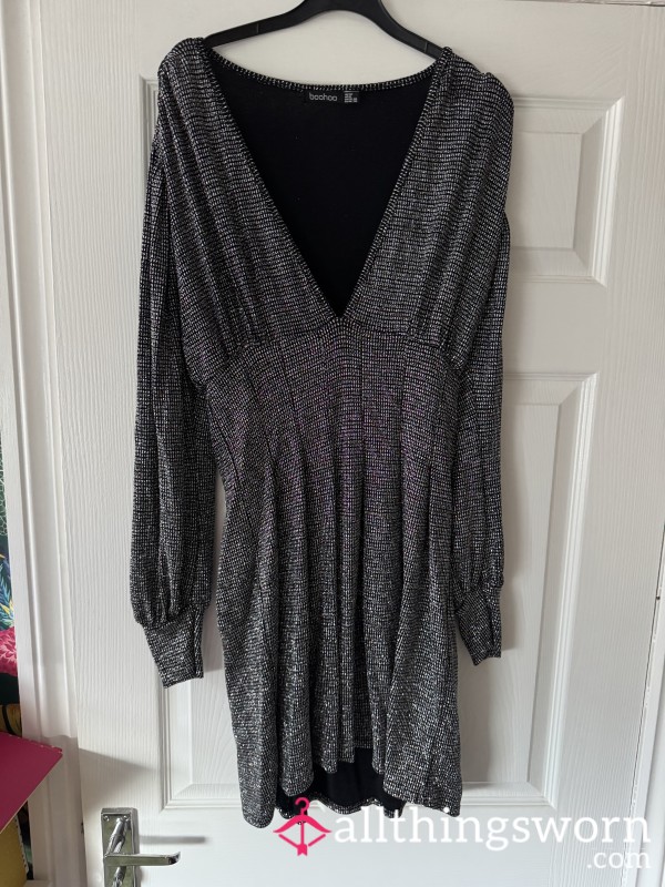 Selling My Super Cute Sparkly Dress ✨ It’s Girly, Glam, And Worn Just Enough To Hold A Little Magic