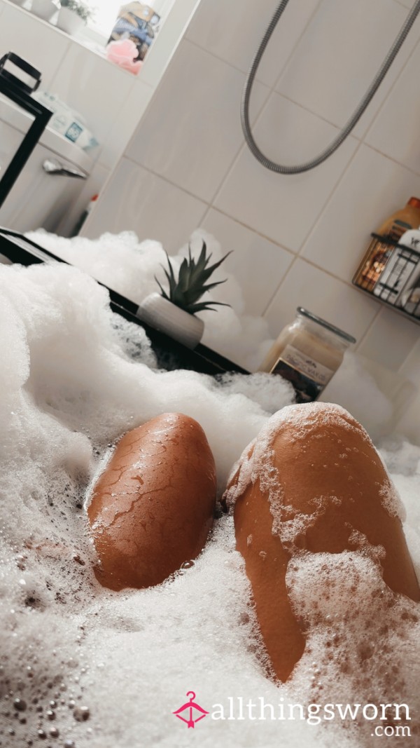🛁 Sensual Bath Water – Fresh From My Soaked Skin 💦