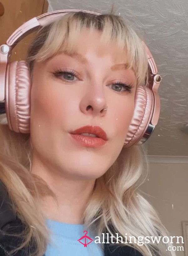 Sensual Soundtracks: Custom Playlists Curated Just For You 🎶