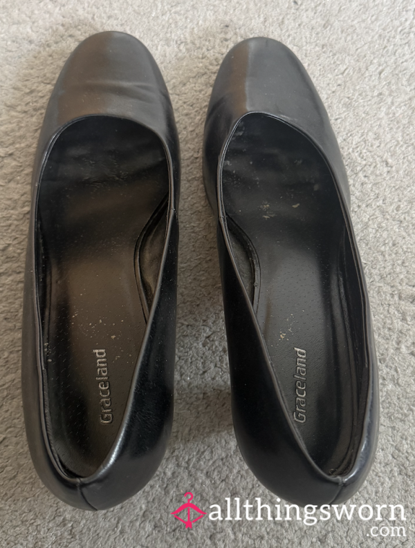 Sensual Worn High Heels – Step Into Desire With Every Wear