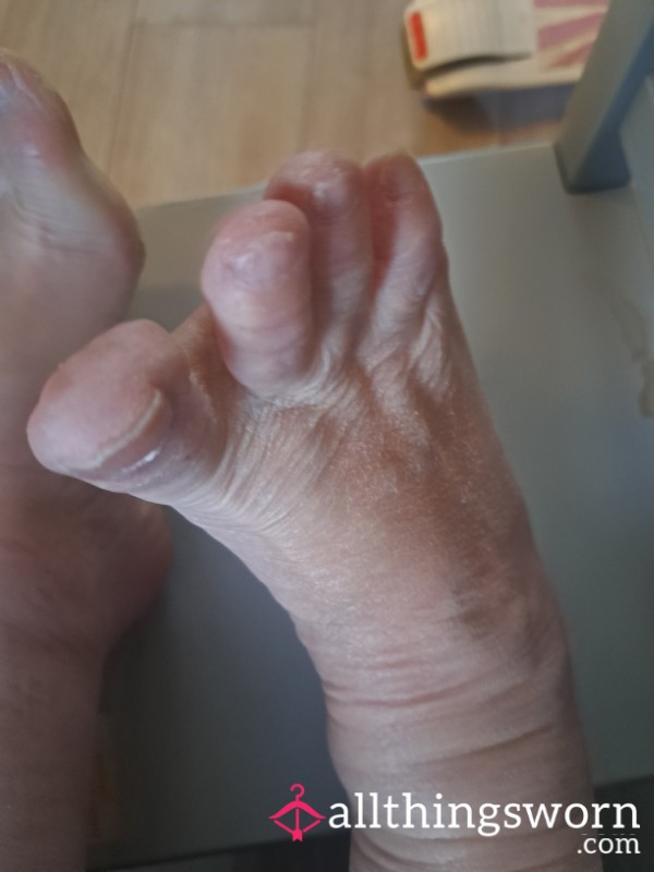 Set Of 10 Bare Feet Pictures