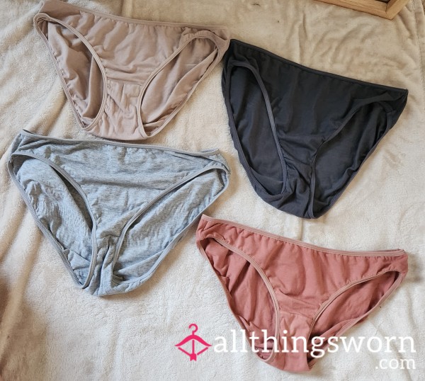 Set Of 4 Bikini Cut Panties 24h Wear On Each Pair