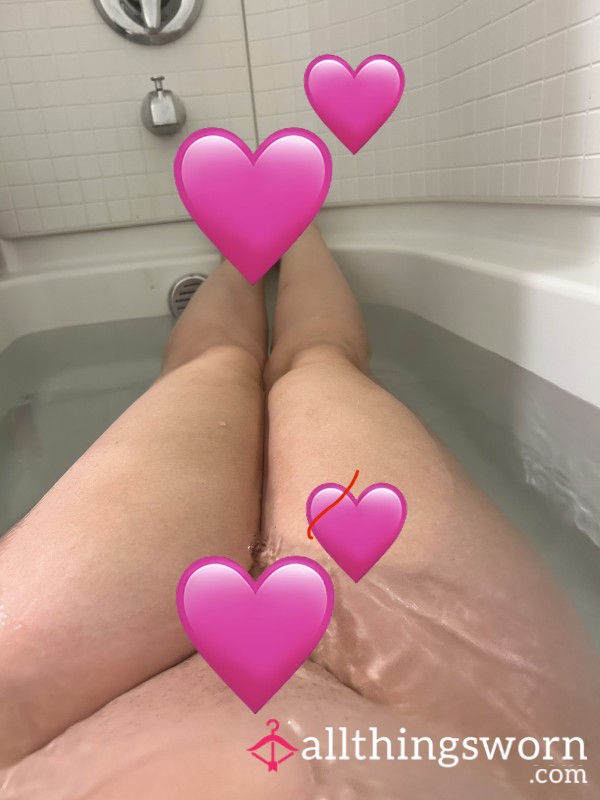 Set Of 8 Bath Time Photos