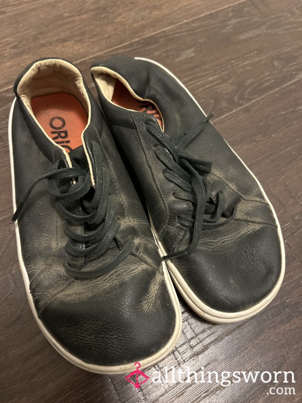 Sever Waitress Sneakers