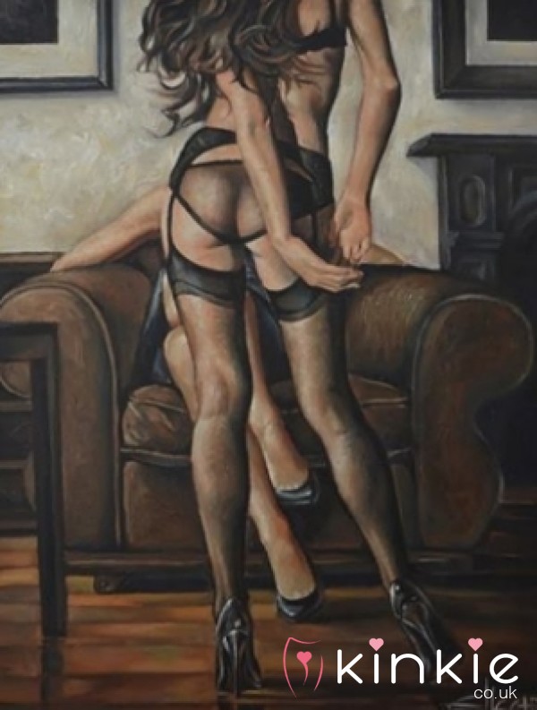 Lesbian S**ting. Fem Waiting