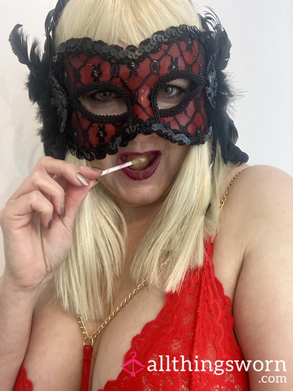 S**ting With Goddess Raven