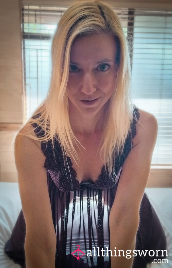 S**ting With Pics/video Or A Video Call
