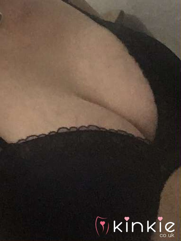 S**y 34 Gg Big And Bouncy