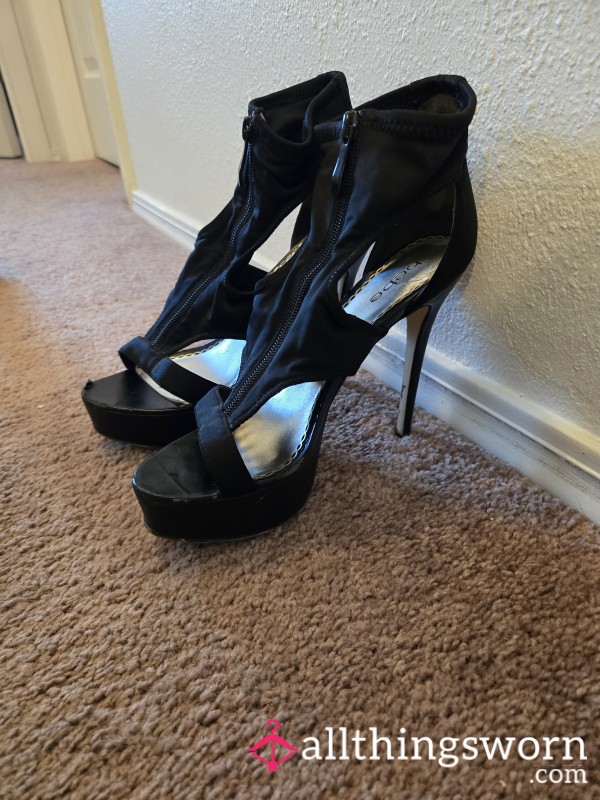 S**y 4" Black Stiletto High Heels Size 10